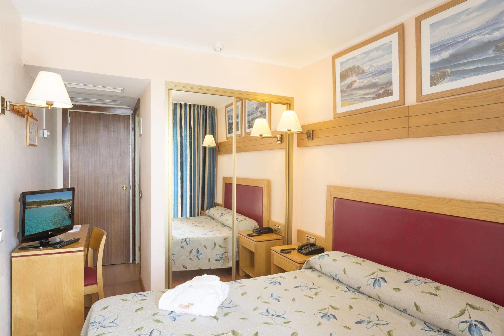 Hsm Linda Playa Hotel Peguera Ngoại thất bức ảnh